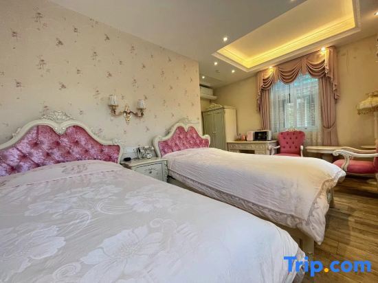 Шэньчжэнь: Qunfangyuan Aroma Inn