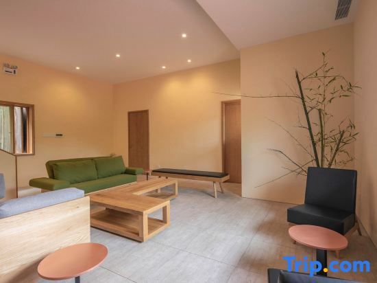 Ханчжоу: Longing Life Mushroom House Hostel