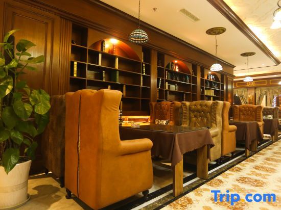 Яань: Lushan Nanhu Hotel