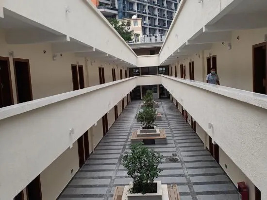 Гуанчжоу: Light Courtyard Apartment (Guangzhou International Textile City Sun Yat-sen University Branch)