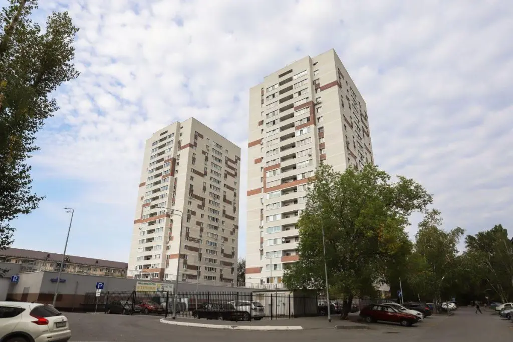 Тюмень: Domashnaya na Geologorazvedchikov 44A
