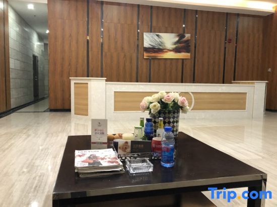 Куньмин: Fengchao Apartment