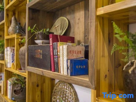 Ханчжоу: Hangzhou Linan Old Maple Tree Valley-view Hostel