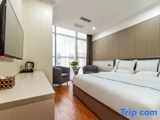 Чунцин: Chongqing Xinhe Express Hotel (Lianhua Light Rail Station)