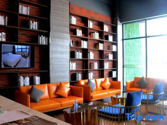 Фанчэнган: Yaster Hotel (Fangchenggang Jiale Store)