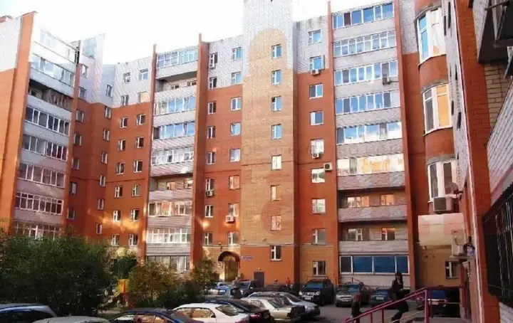 Тюмень: Апартаменты на ул. Максима Горького, 3