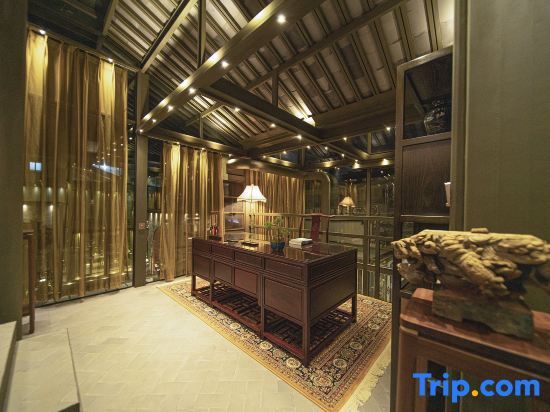 Дали: Dali Changhe Qinglu Homestay