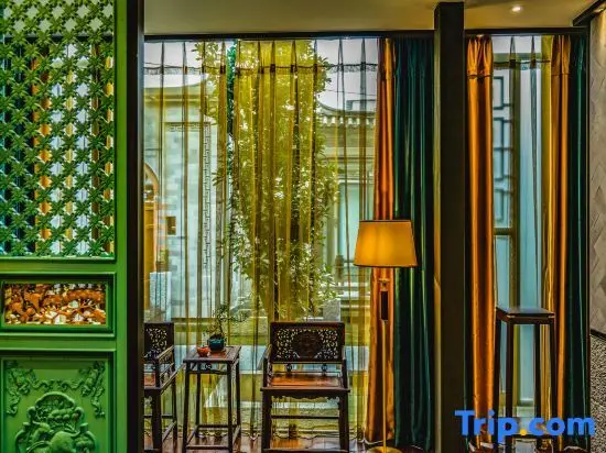 Дали: Dali Changhe Qinglu Homestay
