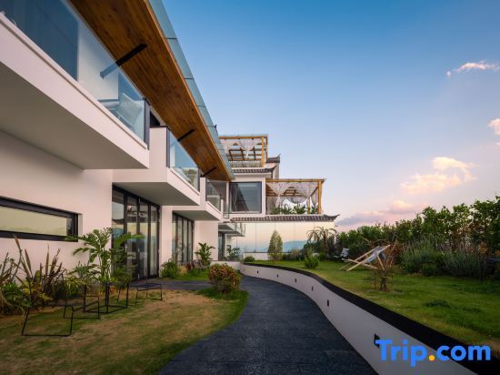 Дали: Dali Jiuxiao Mountain Sea View Full View Cang'er Half Mountain Sea View Resort Villa