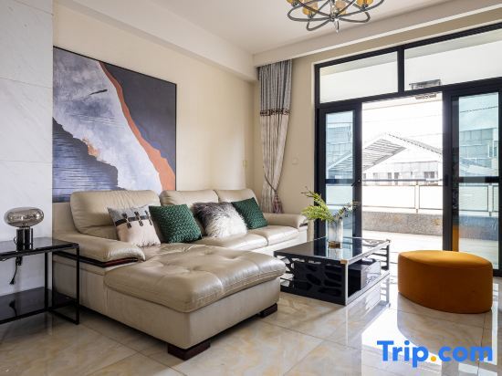 Санья: Sanya Banshan No.1 Seaview Bungalow Villa (Dadonghai Yacht Marina)