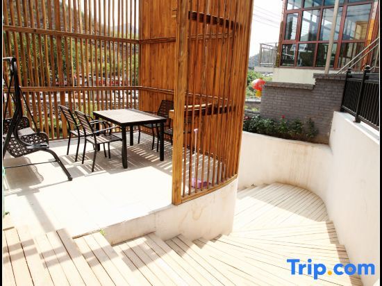 Пекин: Lushan Luye Guanshan Intelligent Private Tang Homestay (Huairou District Erdaoguancun Branch)