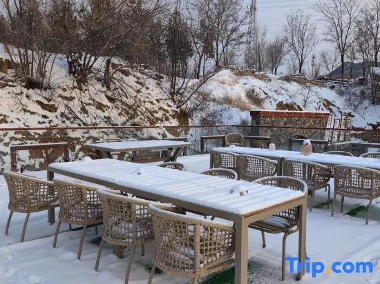 Пекин: Banpo Mulan Private Tang Courtyard Resort B&B (Beijing Badaling Branch)