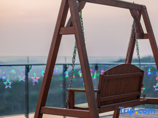 Пекин: V-Live Wtown Resorts