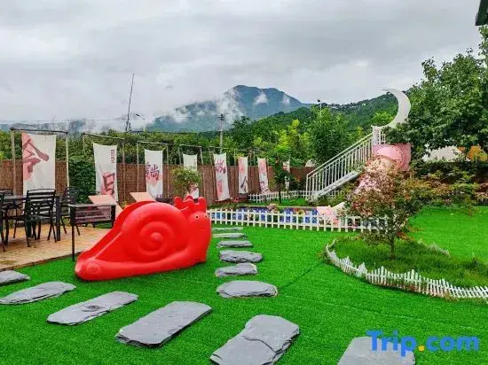 Пекин: beij  Xiangyin Yunjian Homestay
