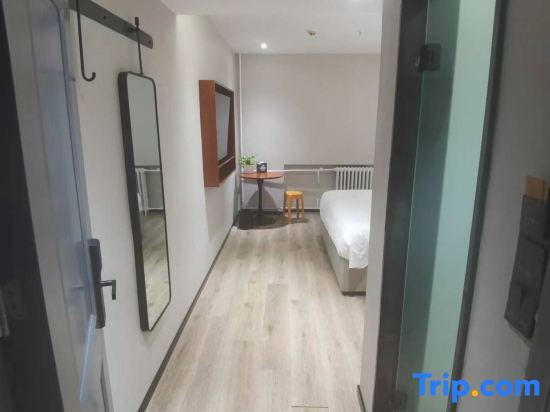 Пекин: City Collection Hotel (Beijing Materials College Universal Studios Baliqiao Branch)