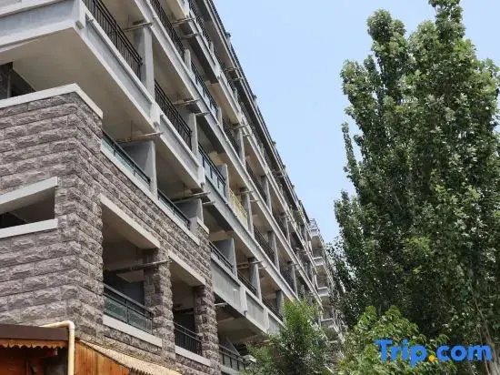 Пекин: ATRIUM Fengzhu Homestay (Gubeikoushuizhen Shop)