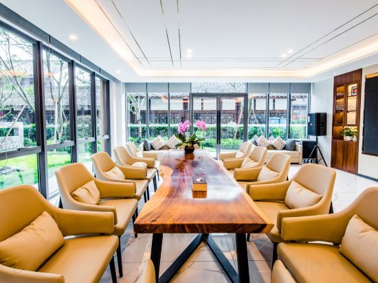 Чэнду: Chengdu Tianfu Zhanqi Hotel