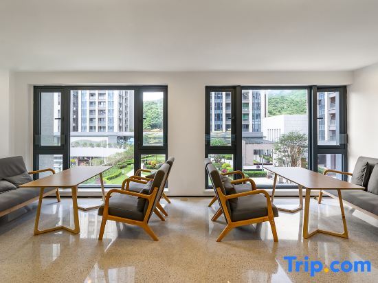 Шэньчжэнь: Chengjia Senior Apartment (Shenzhen Shatoujiao Subway Station Branch)