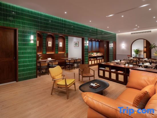 Чунцин: Wuyu Hotel (Happy Valley Lijia Children's Hospital)