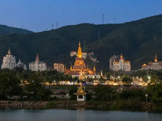 Цзинхун: Jinghongjiang Jingyuan Holiday Homestay (Gaozhuang Xishuangjing Star Night Market)