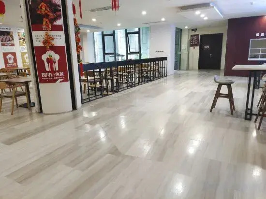 Цюнхай: Guanhai Yunxuan Holiday Apartment