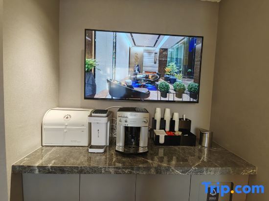 Пекин: Home Inn Business Travel Hotel (East Gate Branch, Beijing Tsinghua University)