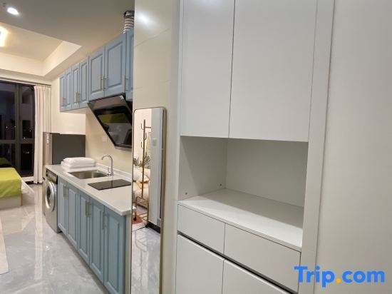 Чэнду: Luli · Light Luxury AV Homestay Chengdu Helen Tianlu Branch