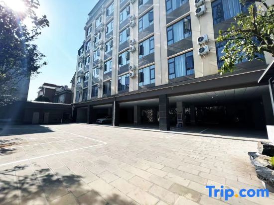 Илун: Wande Yuyuan Hotel