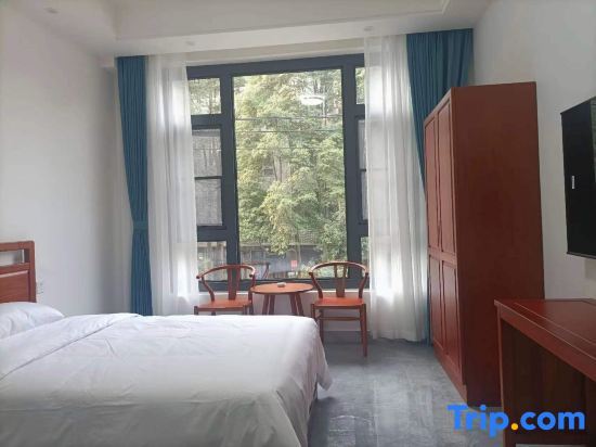 Чэнду: Qingchengshan Xinxuyuan Homestay
