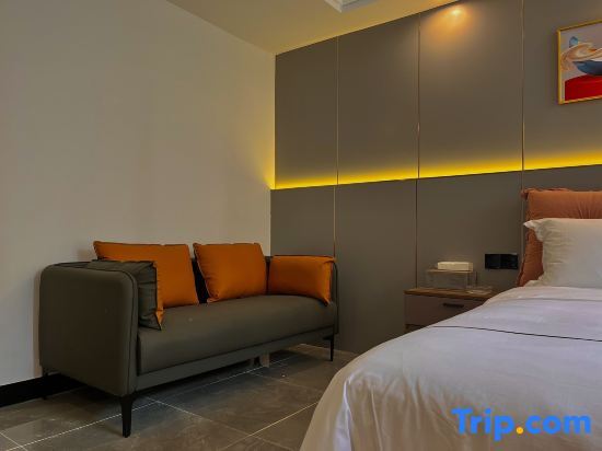 Фошань: You Holiday Ri Apartment
