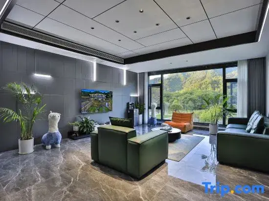 Хучжоу: Yushu Yihuanshan Secret Land Suxi Tang Hot Spring Resort Hotel (Anji Shenxi Canyon Drifting Branch)