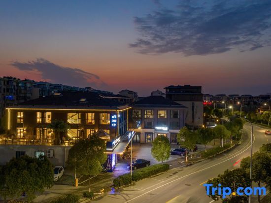 Янчжоу: Tinghuyin Homestay (Yangzhou Slender West Lake Scenic Area)