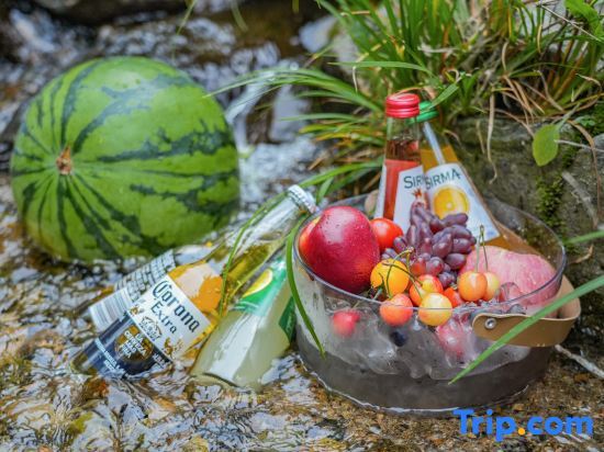 Хучжоу: Anji Haozhuxi River Banshan Private Tang Starry Sky Holiday Home