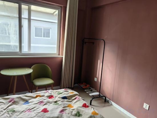Хецзе: Shanxian Lexiang Homestay