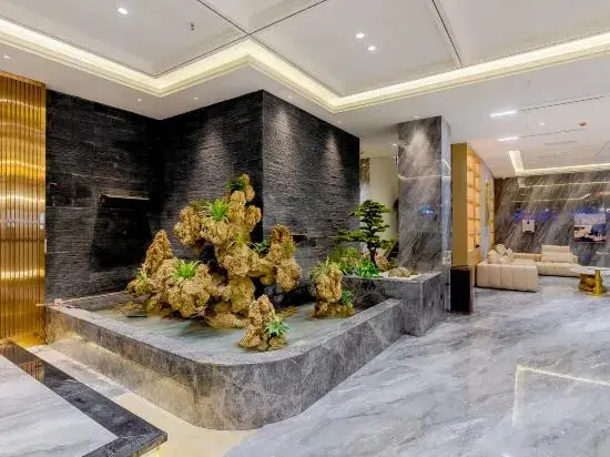 Чэнду: Home Inn Subai Yun Hotel (Chengdu Jintang Huaizhou New Town)