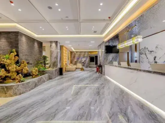 Чэнду: Home Inn Subai Yun Hotel (Chengdu Jintang Huaizhou New Town)