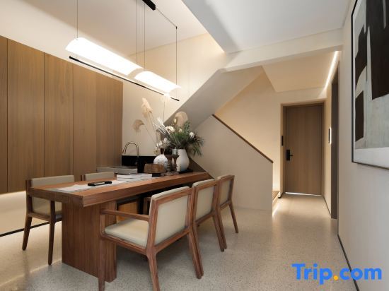 Чичжоу: Jiuhuashan Xiangzili Homestay (Meat Body Palace Branch)