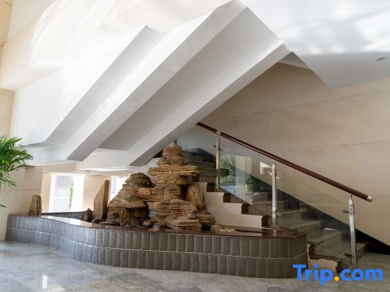 Хэфэй: Yishuiwan Hot Spring Hotel (Lujiang Tangchi Hot Spring Resort)