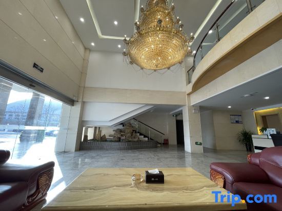 Хэфэй: Yishuiwan Hot Spring Hotel (Lujiang Tangchi Hot Spring Resort)