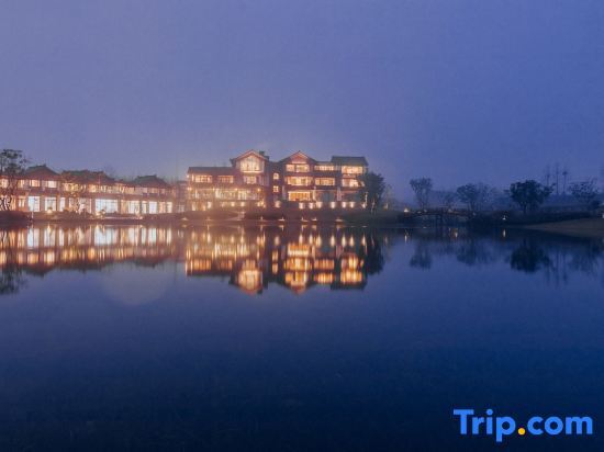 Emei Utopia Hentique Resort — фото 1