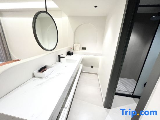 Чичжоу: Jiuhuashan 12 Concept Homestay (Body Baodian)
