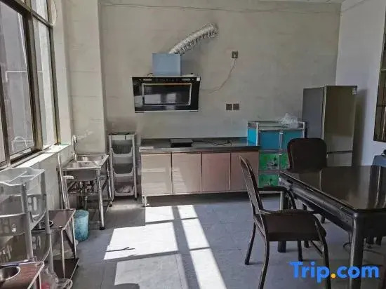 Миян: Maitreya Yuxuan Hot Spring Homestay (Huquan Ecological Park Dongdaemun Branch)