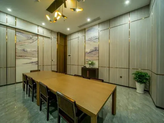 Санбайшань: Anyuan 300 Mountains International Hotel