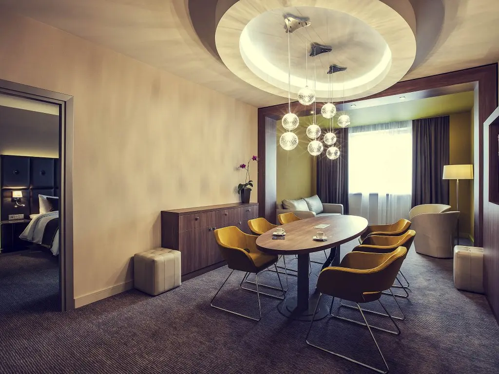 Тюмень: Отель Mercure Тюмень Центр