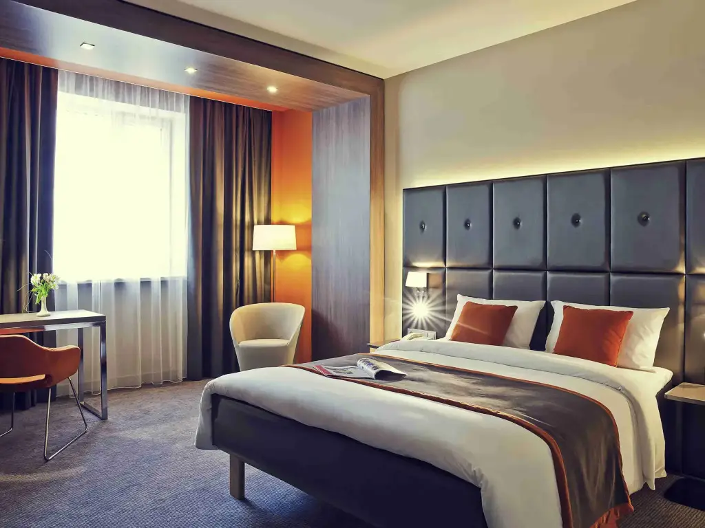 Тюмень: Отель Mercure Тюмень Центр
