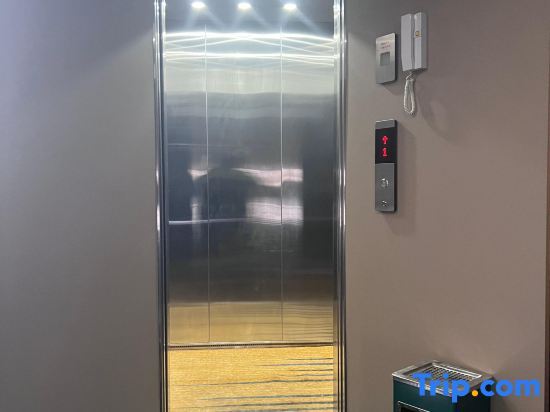 Цзючжайгоу: Songpan Renge Tianlun Hotel (Chuanzhusi Airport)