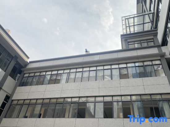 Пуэр: Jingman Boutique Hotel (Minzu Street Branch)