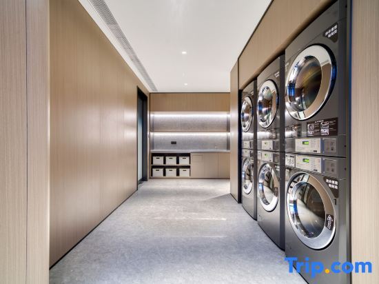 Шаоксинг: Ji Hotel (Shaoxing Paojiang Century Street)