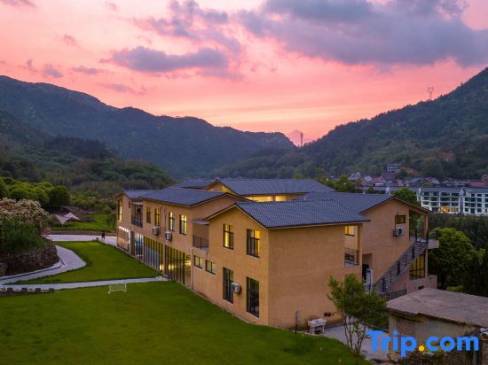 Ханчжоу: Yincaolu Zuoqin Youshu Homestay (Yuping Ancient Village Branch)