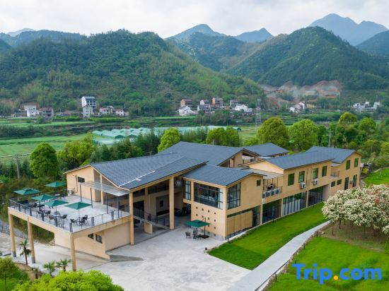 Ханчжоу: Yincaolu Zuoqin Youshu Homestay (Yuping Ancient Village Branch)